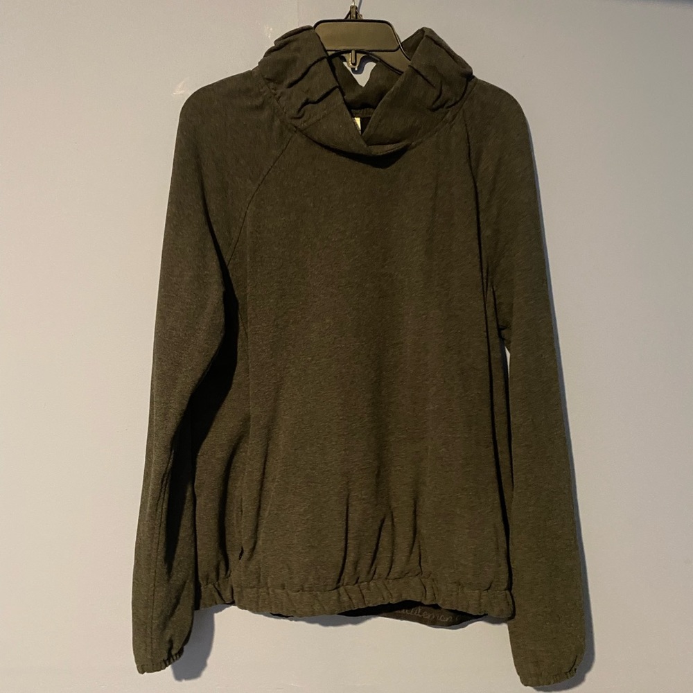 Lululemon Sweater Size:12 Color:Gray